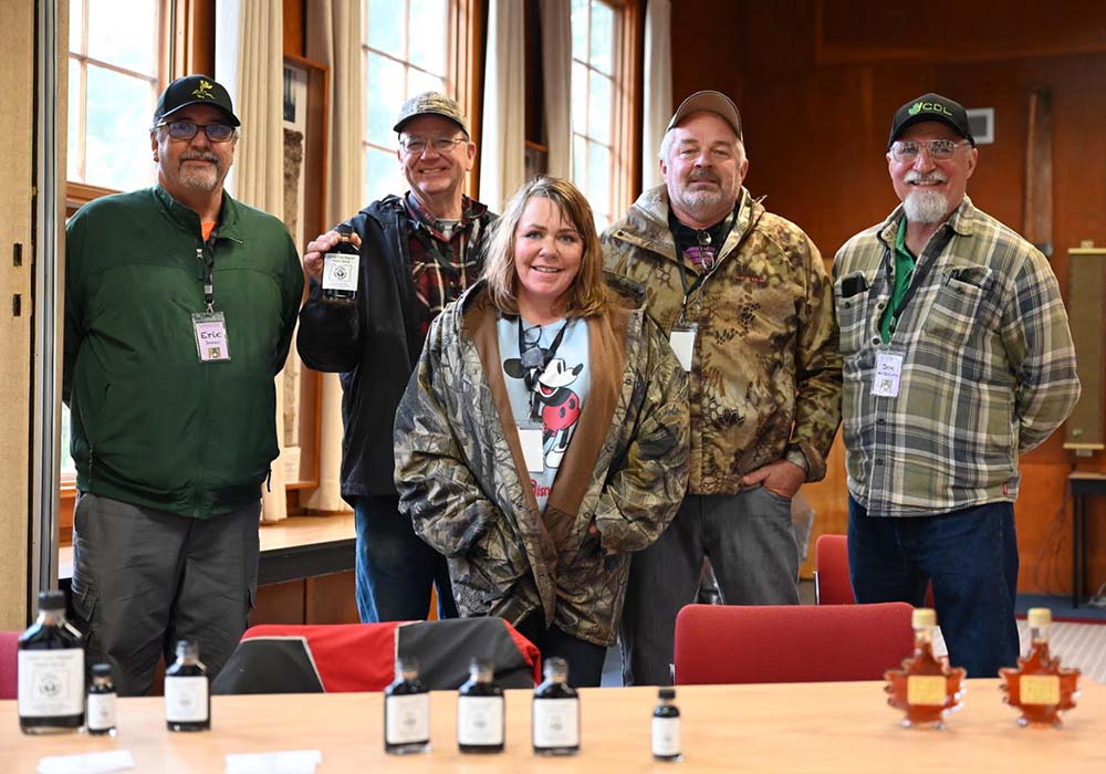 Oregon bigleaf maple syrup growers